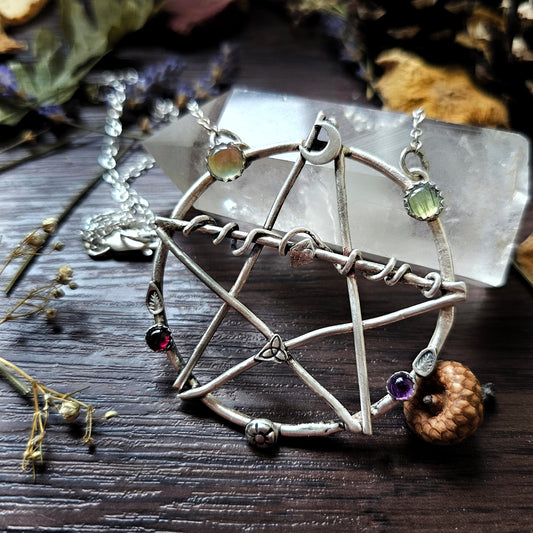 Woods Witch Pentacle 3 ~ Prehnite