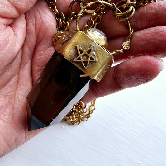 The Seer ~ Ancient Amulet 4