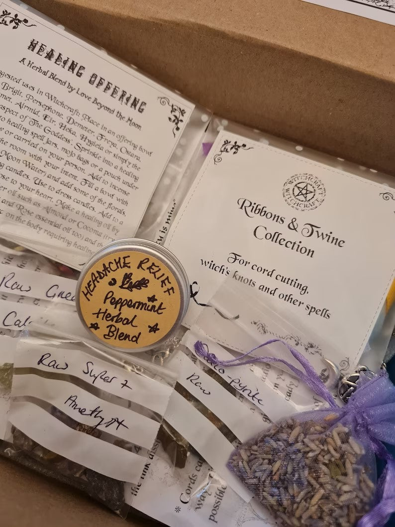 Witches Surprise Kit